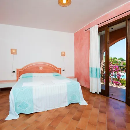 With Swimming-pool In Campulongu Just 600 Mt From The Sea Lejlighedshotel Campu Longu