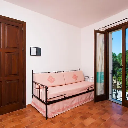 With Swimming-pool In Campulongu Just 600 Mt From The Sea Lejlighedshotel Campu Longu